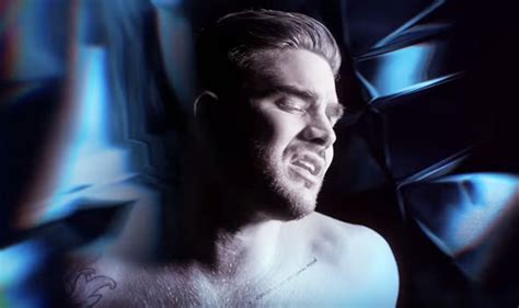 Adam Lambert Naked In Welcome To The Show Video Music Entertainment Express Co Uk