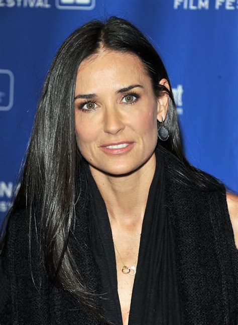 Demi Moore - Biography - IMDb