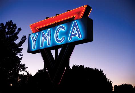 Fullerton Designates Neon Ymca Sign A Historical Landmark Orange