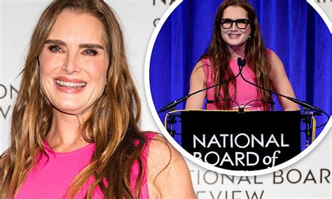 Brooke Shields 57 Stuns In A Hot Pink Dress On The Red Carpet Daily