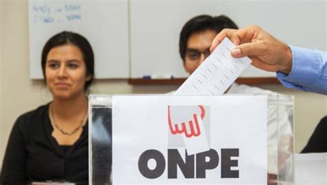 ONPE oficializa candidaturas de 24 partidos políticos para las