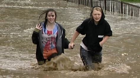 Mytholmroyd And Hebden Bridge Hit By Flooding Bbc News