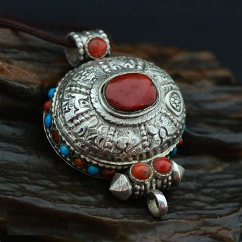 Handmade 925 Silver Buddhist Auspicious Symbols Box Pendant