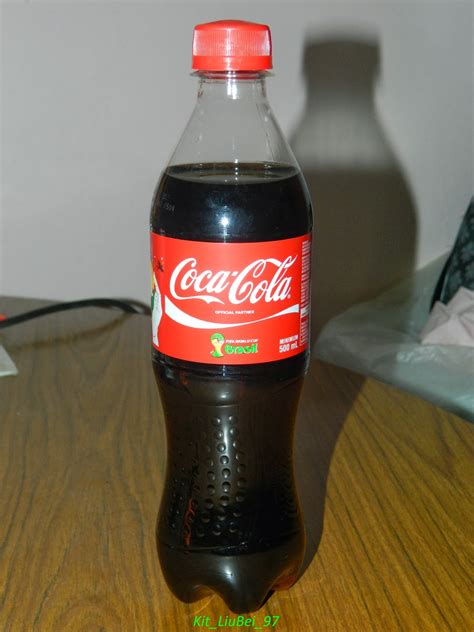 Let's turn plastic waste into unique, valuable items. Anything can be a Collectible 任何东西都可以成为收藏品: Coca-Cola ...