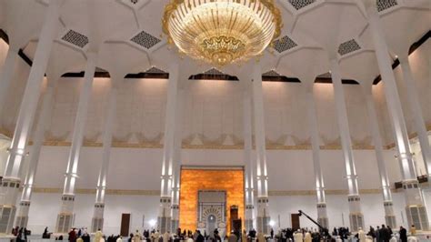 مسجد الجزائر الأعظم افتتاح على وقع غضب شعبي من فرنسا
