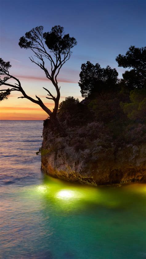 Free Download Brela Beach At Sunset Croatia Hd Bing