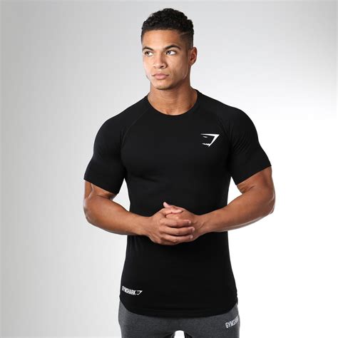 Gymshark Form Fitted T Shirt Black The Gymshark Form Fitted T Shirt Is Essential Fitness Wear
