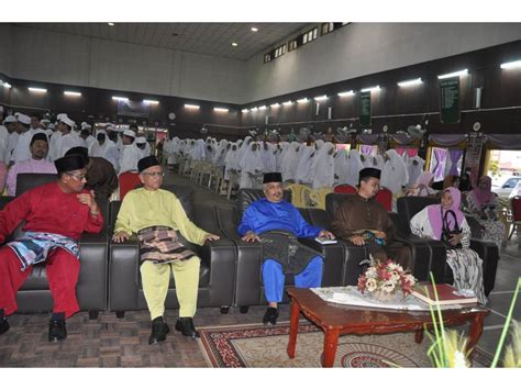 Sebagai penutup, pihak panitia pendidikan islam sk taman putra perdana mengucapkan tahniah kepada semua pemenang dan berterima kasih kepada ibu bapa murid yang banyak membantu dalam memastikan perjalanan aktiviti ini berlangsung dengan jayanya. Timbalan Pengarah Pendidikan Islam KPM Rasmi Majlis Khatam ...