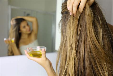 Beauty Ingredients Dictionary These Benefits Of Castor Oil Will Truly
