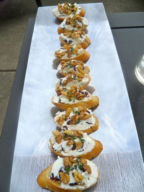 Have to bring a dish to a dinner party? 18 Mouthwatering Thanksgiving Appetizers (With images) | Thanksgiving appetizers, Dinner ...