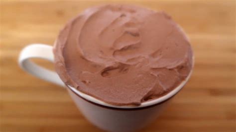 Genia's unique version of chocolate mousse. Chocolate Mousse With Cream Cheese Recipe - 4 Ingredient ...