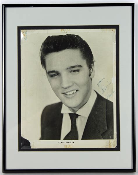 Elvis Presley Authentic Signed And Framed 8x10 Photo Autographed Psadna