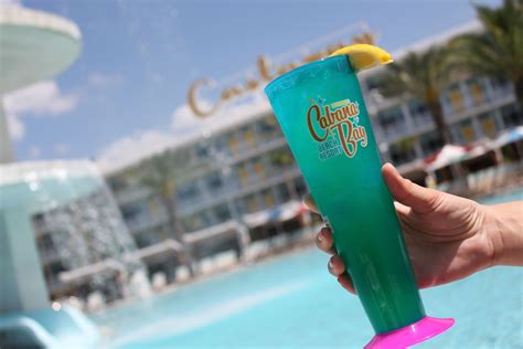 Atomic Tonic Cocktail Recipe | Universal Orlando Blog | Cabana bay