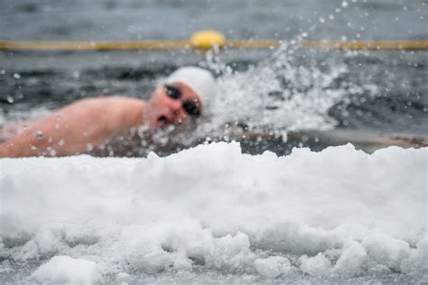 Winter Swimming World Cup And Scandinavian Championship 2016 › Way Up North