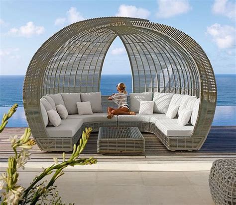 Outdoor lounge chair luxury hotels. Spartan, Shade And Iglu: Luxury Lounge Daybeds From ...