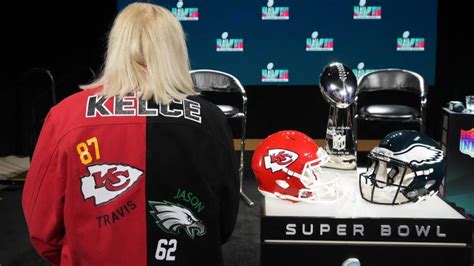 LOOK Donna Kelce Mom Of Travis And Jason Kelce Debuts Super Bowl