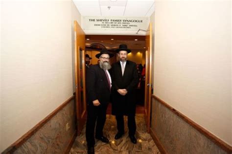 Chief Rabbi Visits Chabad Of New Jersey
