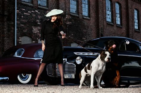 photographer emmelie Åslin vintage classic cars and girls