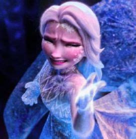 Frozen Elsa Freezes In