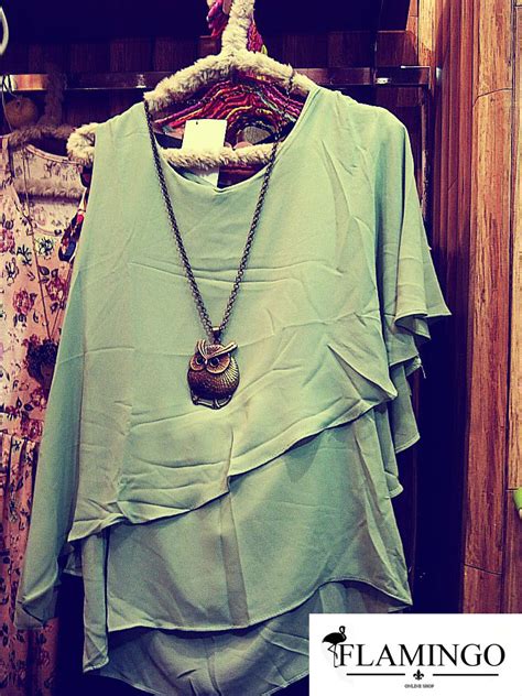 Desain baju wanita terbaru berikut ini bisa anda jadikan sebuah inspirasi untuk membuat baju wanita dalam bentuk dress dan bawahan yang keren dan menarik. Desain Model Baju Vintange Wanita Terbaru 2014