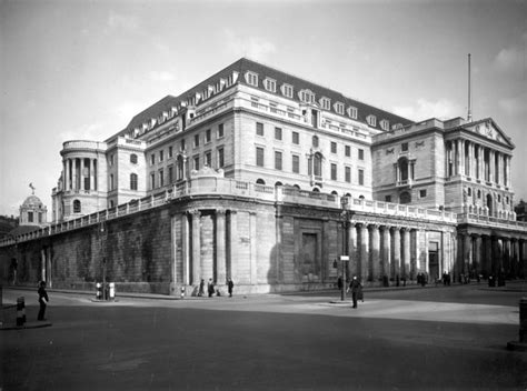 The Bank Of England Threadneedle Street City Of London The