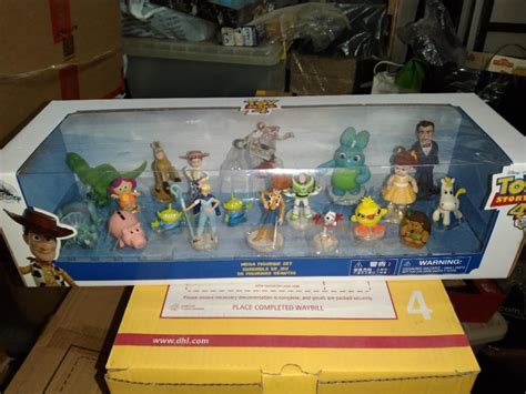 Disney Store Toy Story Mega Figurine Set Cake Topper 19 Pieces New With