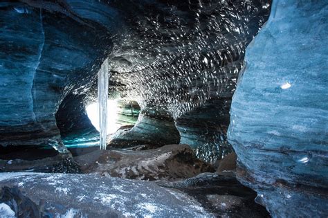 Caves In Iceland Gj Travel