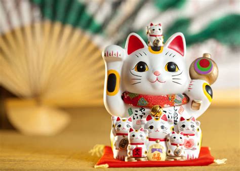 Maneki Neko The Lucky Cats Of Japan Live Japan Travel Guide