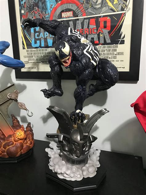 Sideshow Venom Premium Format Statue Released And Photos