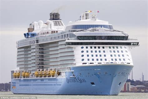 Australias Biggest Cruise Ship Ovation Of The Seas Arrives In Sydney