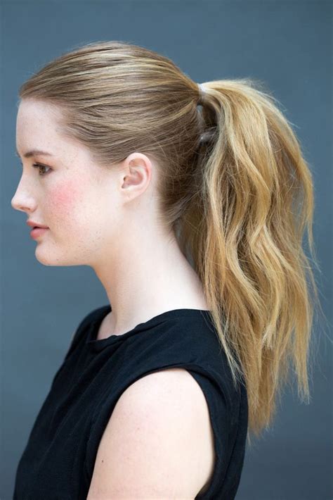 Super Easy Hairstyles You Can Do In Less Than A Minute Easy