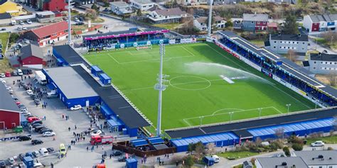 In 2007 sør arena replaced kristiansand stadion as home ground. Kristiansund Stadion / Kristiansund