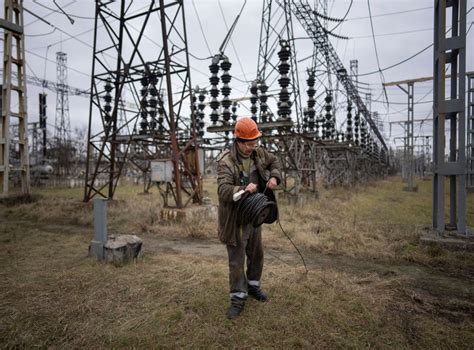 Us To Help Ukraine Repair Power Grid After Russian Strikes The