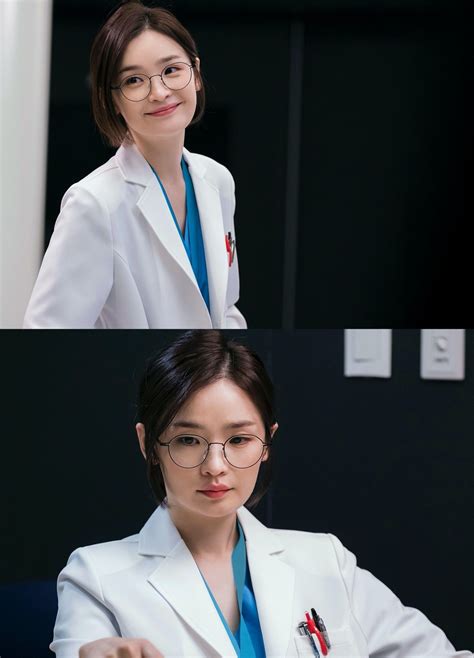 이미 알고 계신 분들도 많겠지만 사실 '슬기로운 의사생활'은 전미도의 드라마 데뷔작이다. 방송"신인의 마음으로 열심히 촬영 중" 전미도, '슬기로운 ...