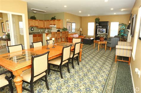 Apartment ∙ 4 guests ∙ 2 bedrooms. Springbrook Townhomes Apartments - Mount Pleasant, MI ...