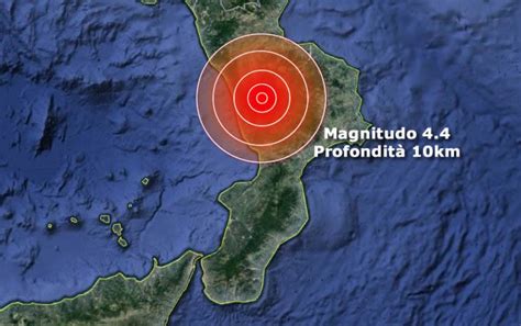 Il terremoto colpì, con diverse intensità, la calabria e la sicilia: TERREMOTO in Calabria a Rende (Cosenza) Magnitudo 4.4 ...