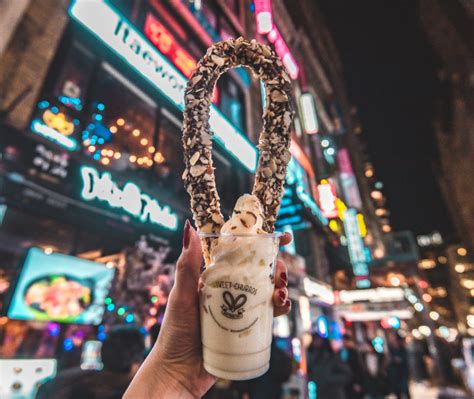 NYC TRAVEL GUIDE: TOP PLACES TO EAT IN NEW YORK