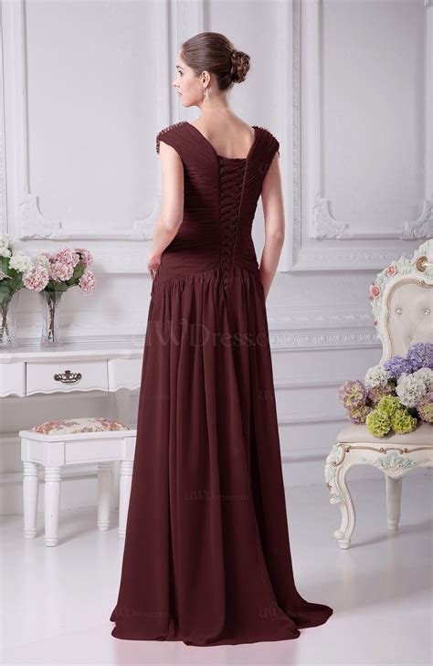 Burgundy Elegant A Line V Neck Short Sleeve Chiffon Floor Length Prom