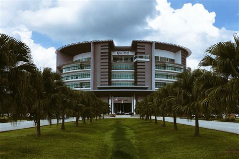 Qs asia university rankings 2020 universiti di malaysia terbaik di asia bagi tahun 2020. UTHM - Universiti Tun Hussien Onn Malaysia