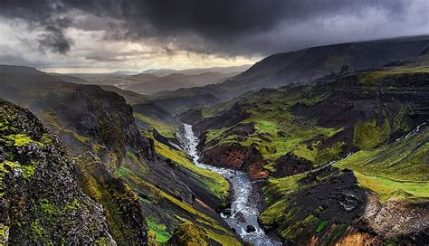川の谷、 風景、 自然、 嵐、 アイスランド、 川、 山、 渓谷、 雲、 草、 緑、 侵食、 寒さ、 Hdデスクトップの壁紙