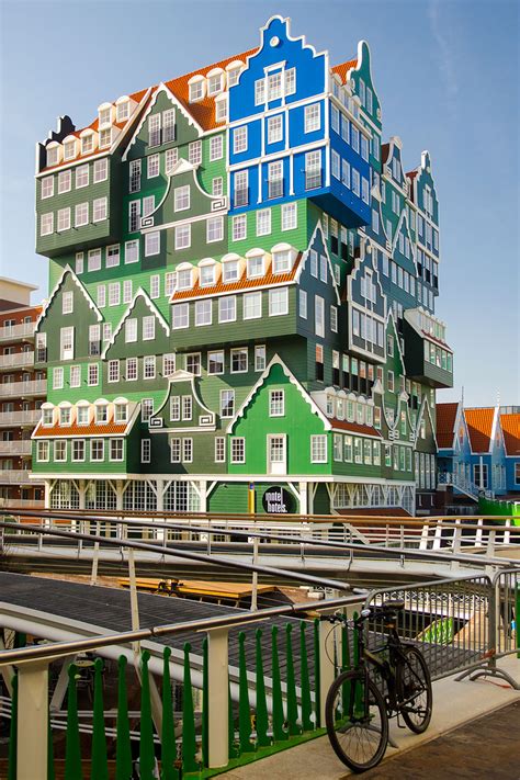Hotel location & nearby attractions. Amsterdam Zaandam Inntel Hotel, Netherlands | Bored Panda