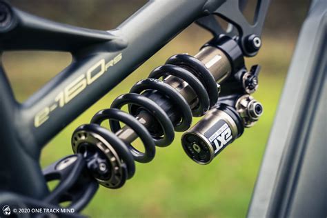 Ext Storia Lok V3 Coil Shock Review One Track Mind Cycling Magazine