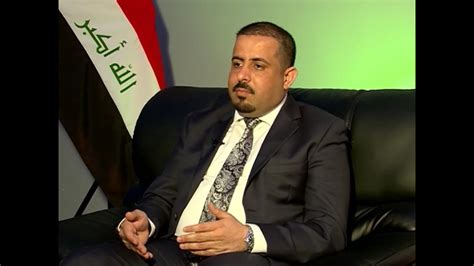 الضيف أحمد حفر الضيف احمد اسمه بأحرف من ذهب داخل ذاكرة السينما من خلال أدواره وبصمته الواضحة بفرقة ثلاثي أضواء. برنامج ضيف سامراء مع الضيف احمد ناظم العزاوي - YouTube