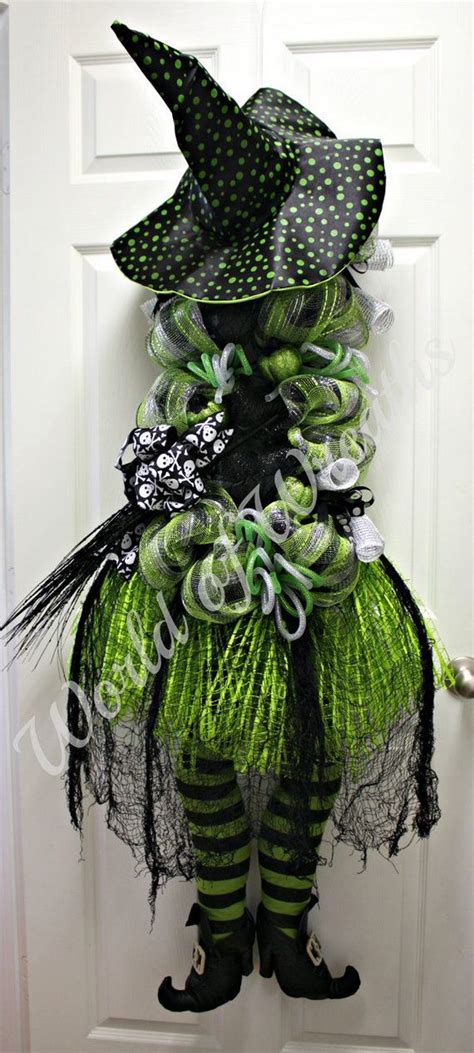 Fun And Creative Diy Halloween Witch Wreath Ideas