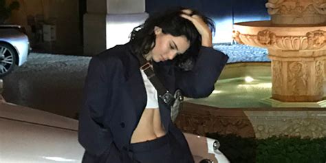 kendall jenner had a serious underboob moment on new year s eve