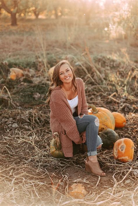 Oregon Fall Senior Session Fall Senior Pictures Fall Picture Outfits