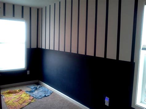 Only 1 available and it's in 4 people's carts. 2 Women and a Paintbrush: A Yankee Room