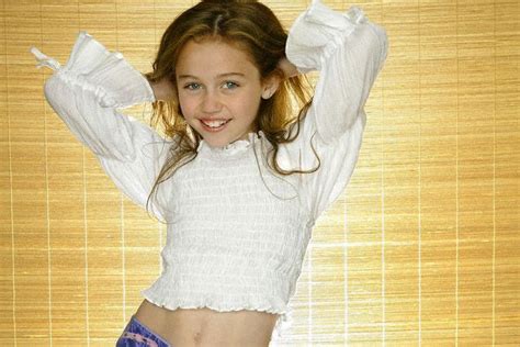 Pin By Mai Bảo Ngọc On Miley Cyrus Childhood Old Miley Cyrus Miley