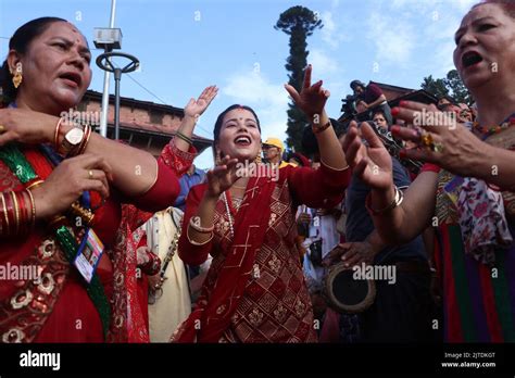 kathmandu ne nepal 30th aug 2022 nepali women dance to celebrate the teej festival in the