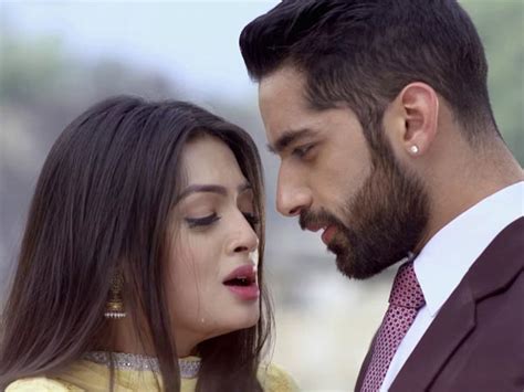 Bella vohra grooming head and trainer at spicejet ltd ️ ️ jai guru ji видео 1. Zindagi Ki Mahek: All's Not Well Between Samiksha Jaiswal ...